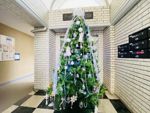 アーバンハイツ豊前 2階 ロビー　クリスマスver